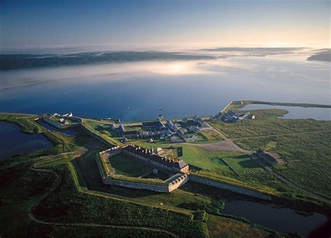 fort louisbourg virtual tour.